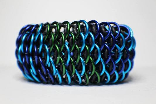 Oceans Dragonscale Cuff