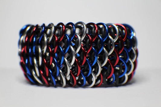 Small Stripes Dragonscale Cuff
